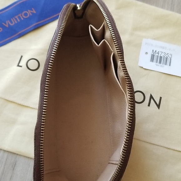 Louis Vuitton Poch. Cosmetic G.M. - Picture 9 of 16